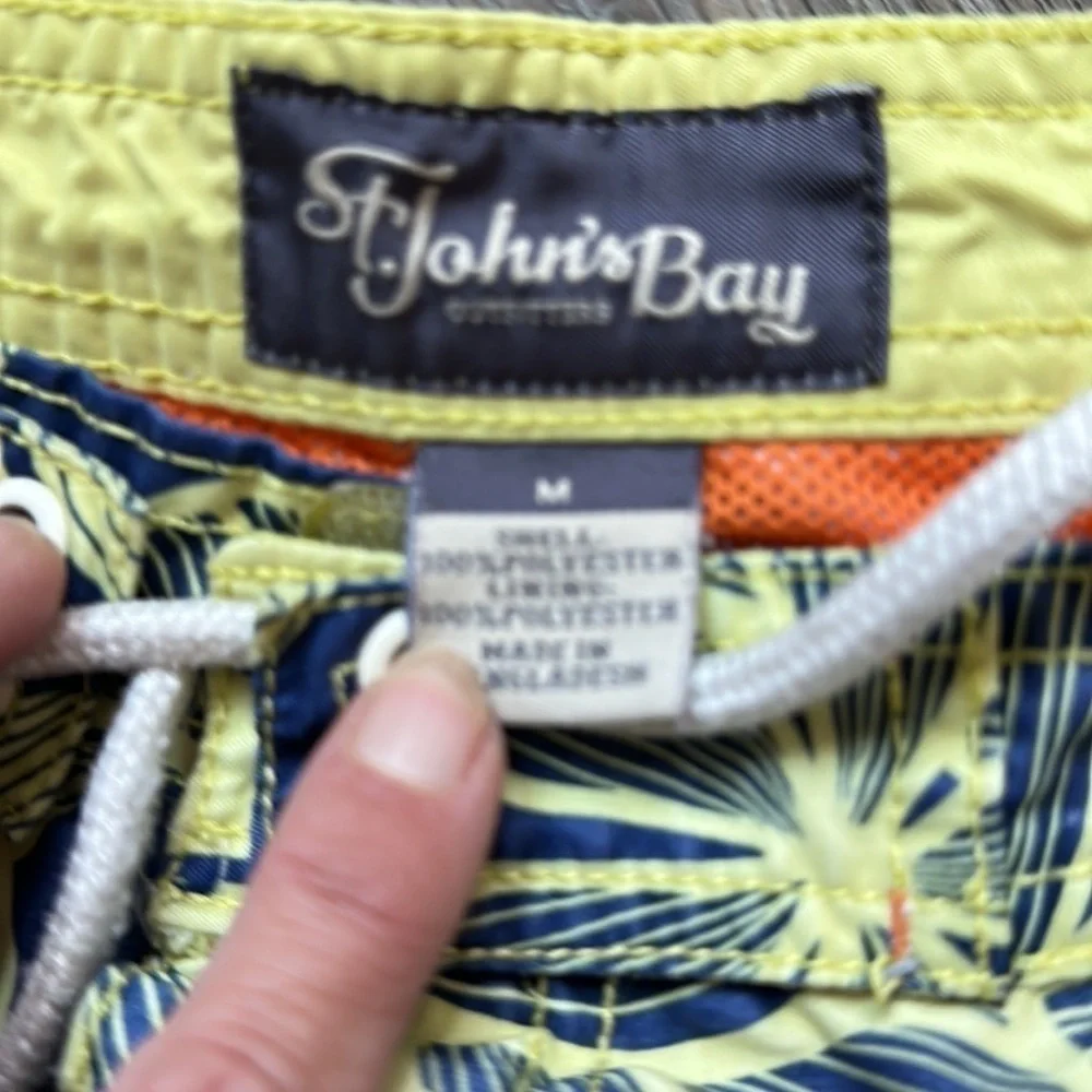 St. John’s Bay shorts men’s swim trunks, yellow and gray floral size medium - Picture 2 of 9